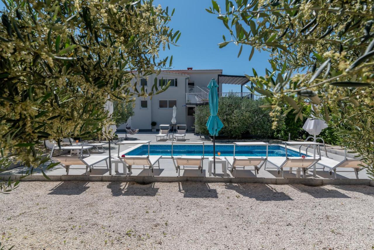 Apartmani Ville Vengo Трогір Екстер'єр фото