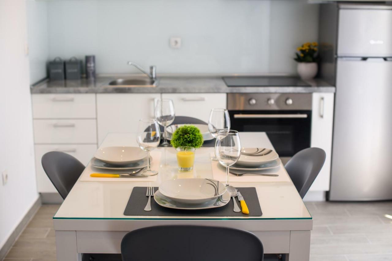 Apartmani Ville Vengo Трогір Екстер'єр фото