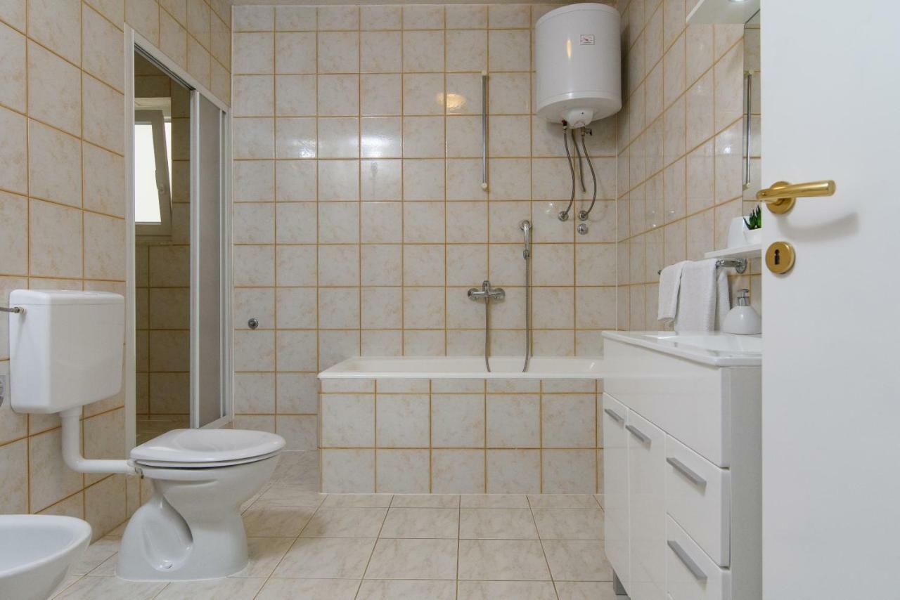Apartmani Ville Vengo Трогір Екстер'єр фото